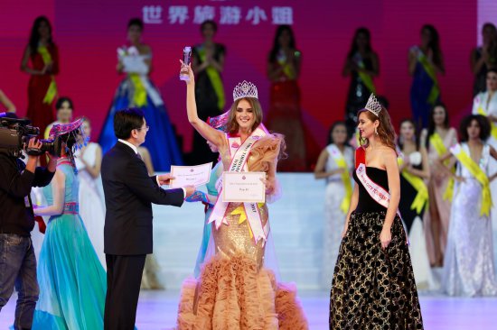 2020/2021世界旅游小姐全球总决赛在越南落幕 中国选手婷婷晋级...