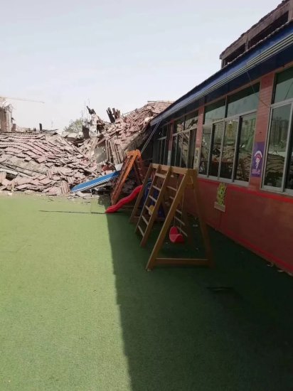 碧桂园项目拆旧致一幼儿园教室坍塌 400名幼儿停课