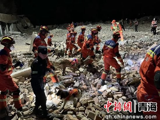 海南州开展“砺剑海南·2024”地震灾害<em>应急救援</em>实战演练