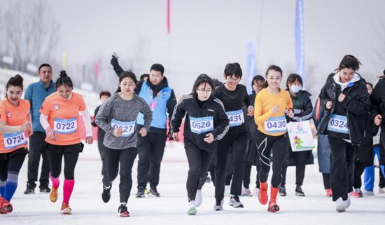 “向西一步去滑雪”主题专列12月7日北京首发