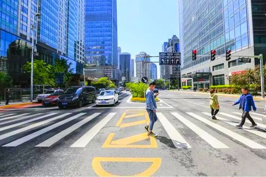 <em>北京</em>CBD二期交通优化工程按下“加速键”36条道路9月底实现“...