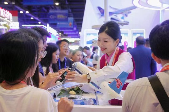南航主题展台亮相第20届中国—东盟博览会