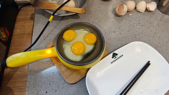 早～见过让客人自己<em>煎鸡蛋</em>🍳的吗……