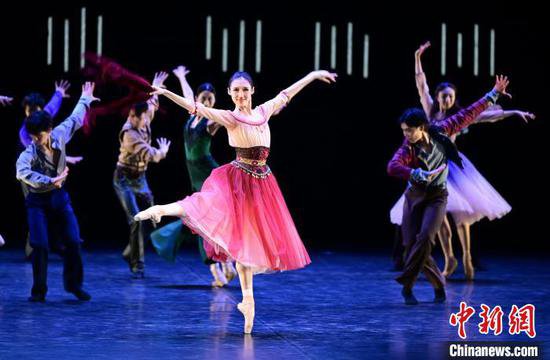 辽芭：新古典芭蕾舞剧《巴黎圣母院》在沈阳上演