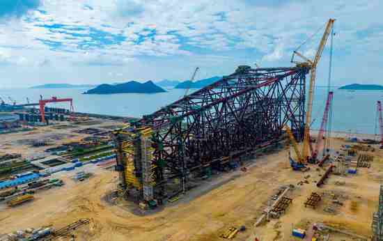 亚洲第一深水导管架“海基二号”主体结构完工