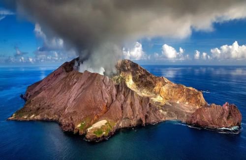 冰岛宣布紧急状态：火山即将大爆发？“<em>世界末日</em>”要<em>来了</em>吗？