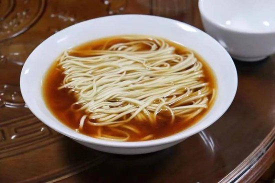 议事苑|<em> 扬州大学</em>推出阳春面“标准汤卤”，你接受吗