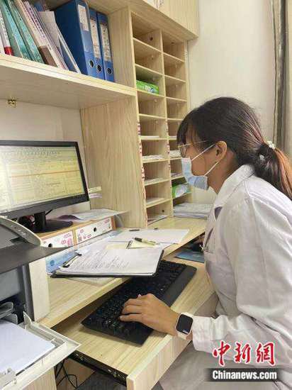 马来西亚<em>女孩黄</em>渼媖：很珍惜在中国学中医的日子