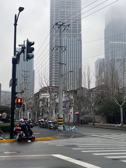 “布料一条街”往事：走俏全球的“<em>上海做工</em>”与跨越语言的友情