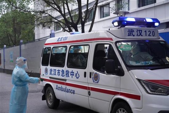 <em>武汉本土</em>新冠肺炎患者首批7人出院 在院其他病人病情平稳