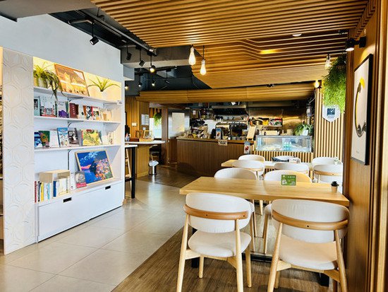 香港联合出版集团全新书店共享工作空间开幕