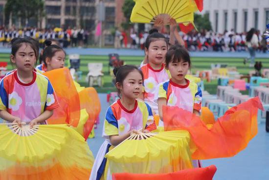 江北区华新实验小学教育集团举行田径运动会暨2024年体育节