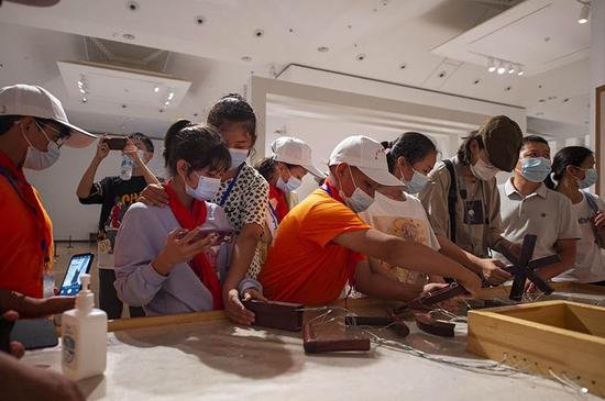 国网新疆电力组织驻村点学生赴北京开展夏令营活动