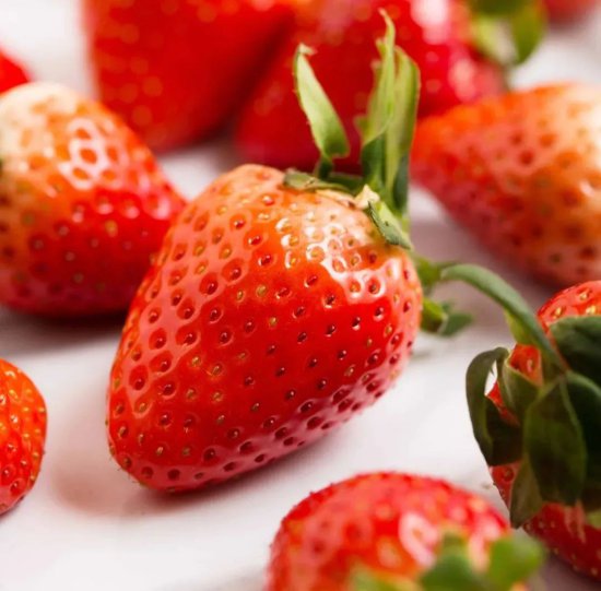 长宁这里“一米市集”的有机<em>草莓</em>上新啦，比去年<em>更甜</em>哦