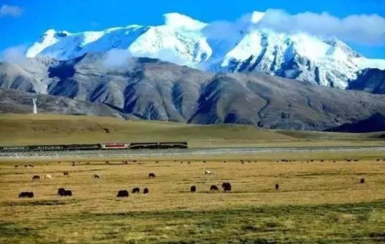 坐着<em>火车</em>看风景，广州有一趟去拉萨<em>的直达火车</em>，去西藏的别错过