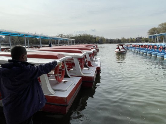 北京五家市属公园游船今起开航！陶然亭可以边逛边等