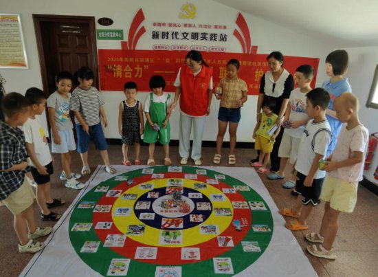 1000余留守和困境儿童在邵阳双清区“五社联动”服务体系中受益