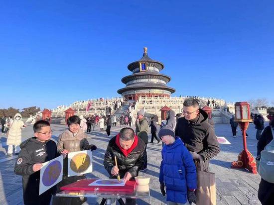 大年初一北京市属公园迎客超25万人
