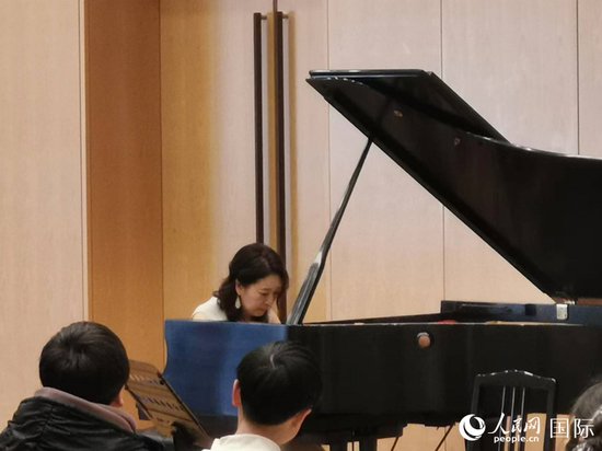 <em>钢琴家</em>濑田裕子在京举办友好交流钢琴演奏会