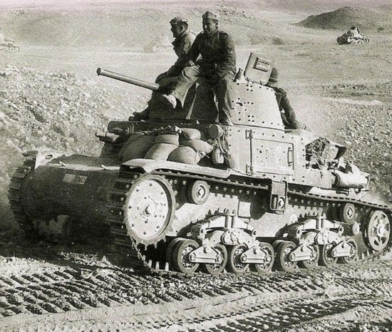德国非洲<em>装甲军团</em>遭遇第一次失败，天才将军隆美尔也无力回天！