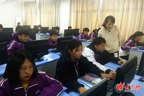 济南信息工程学校名师课堂引领真实案例应用驱动教学