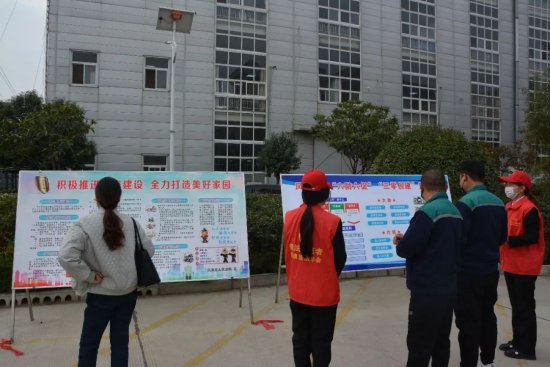 凤泉法院积极开展党的二十大精神暨普法宣传活动
