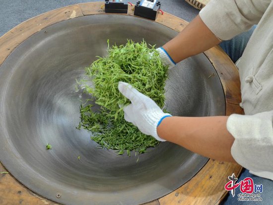 乐山市沐川县举办手工制茶比赛