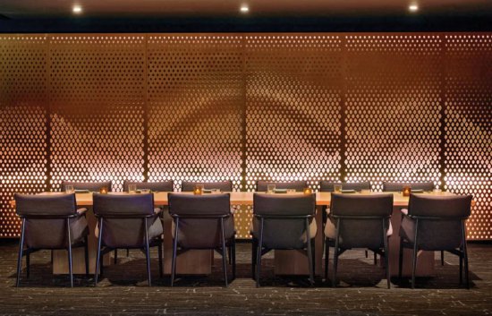 最新竣工的六家餐厅：新颖设计，可持续材料与日落般的照明