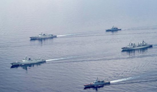 美媒：中俄<em>舰艇</em>编队现身阿拉斯加附近海域