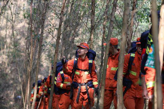 福建漳州：消防员用脚步丈量辖区的每一寸土地