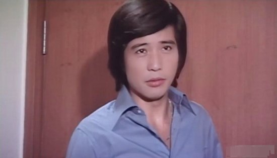 1977年琼瑶原著改编电影《<em>我是一片云</em>》，主演林青霞年轻时简直...