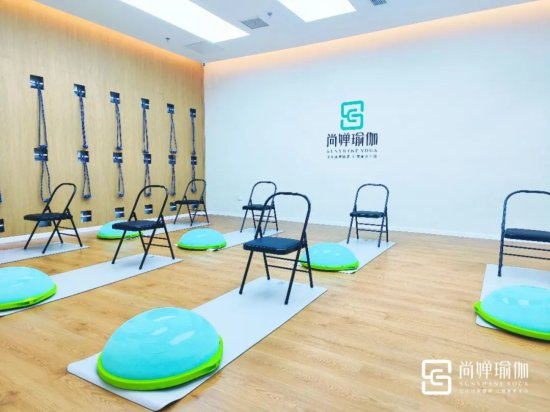 尚婵瑜伽·青岛万科未来城瑜伽中心盛大开业！