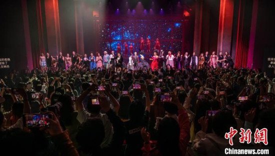 法语音乐剧缘何俘获中国观众的心？