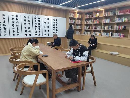 汉阴县新时代文明实践中心：“书香汉阴”满城芳