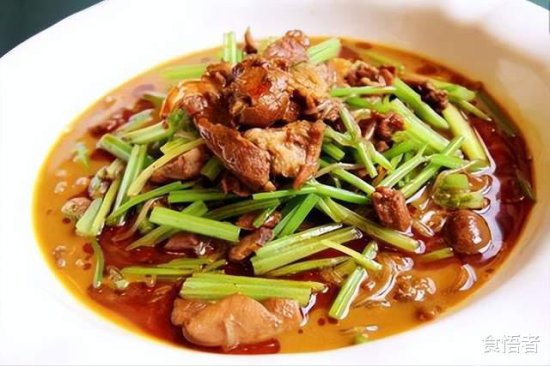 云南饮食文化——南方特有的水芹，古人文雅的象征