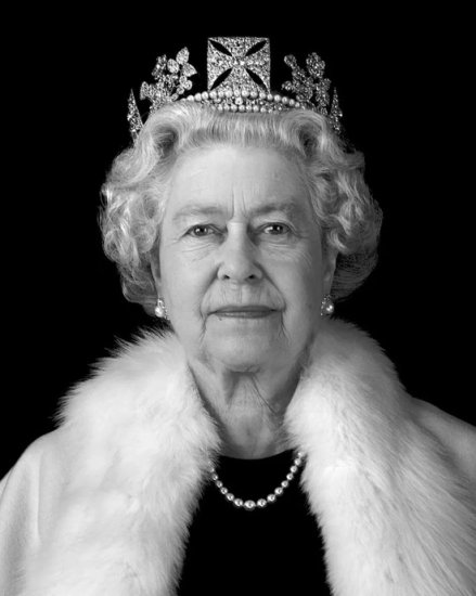 <em>什么</em>样的时尚值得英国<em>女王</em>用95年时光来守护？