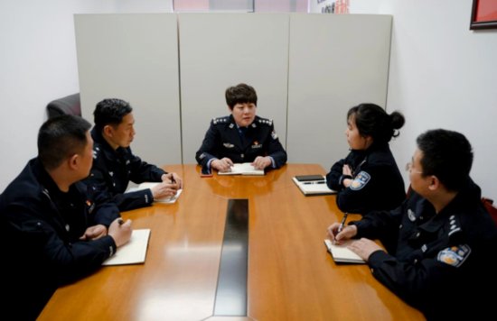 重庆高新区公安分局纪律检查室用担当铸牢忠诚纪律铁军