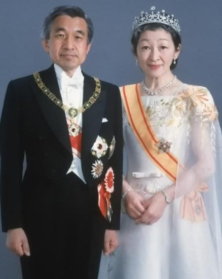 <em>日本</em>皇后美智子遭婆婆<em>软禁</em>被逼抑郁，晚年还击，拒绝跟天皇合葬